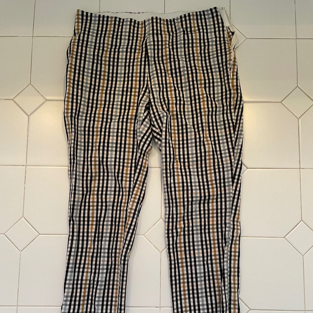 Cropped, checkered pants